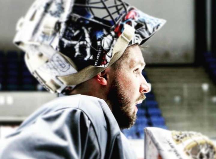 Brankár Godla ide za Jágrom do Kladna k rytierom